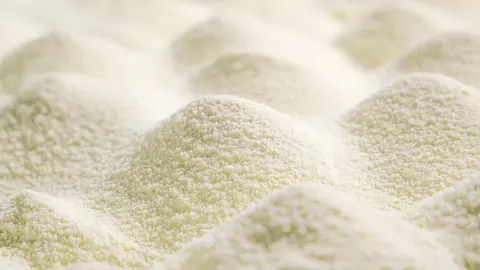 Poudre de lait, cr^ème, beurres et fromages s'exportent vers la Chine